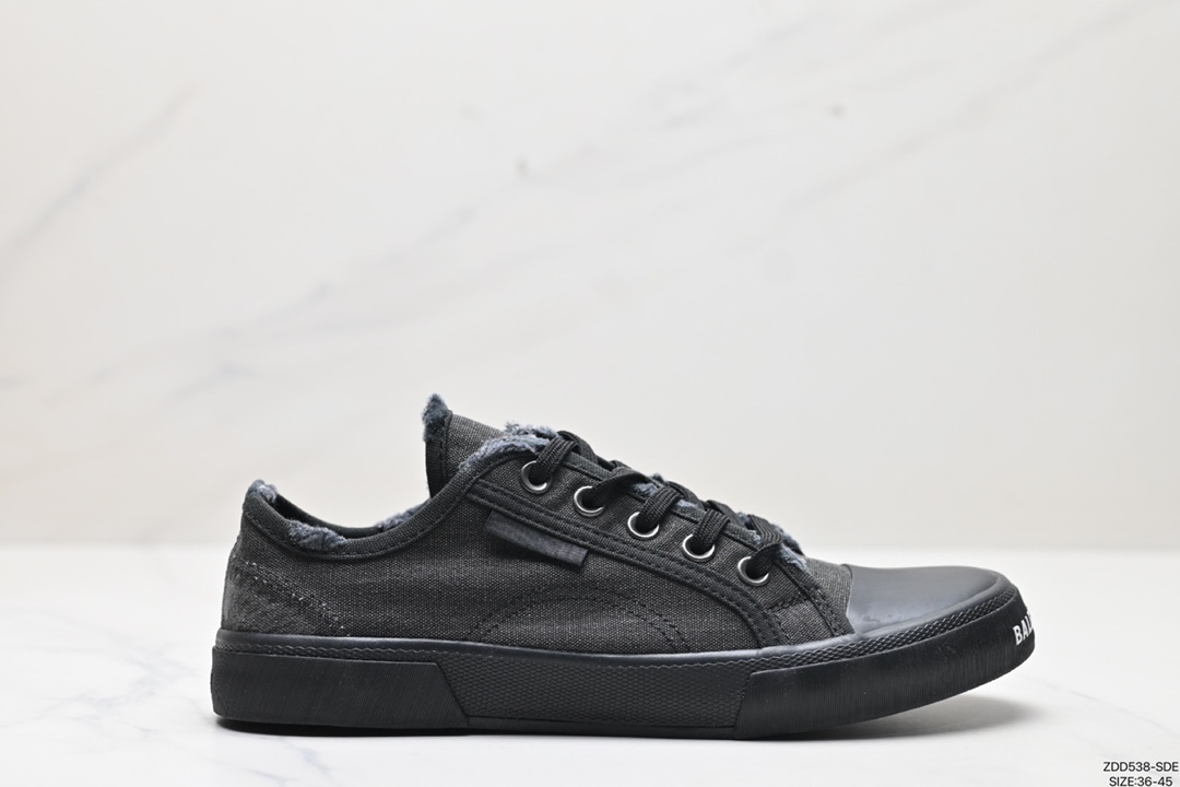 Balenciaga Low Shoes